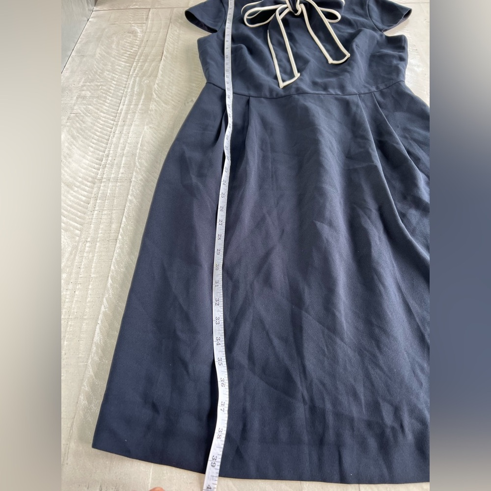 J Crew NWT Bow Tie Neck Dress 
Crepe Cap Sleeve  Navy Blue & White size 8 - Picture 7 of 9